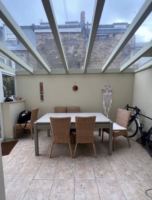 Double Bedroom Available in Fulham  Main Photo