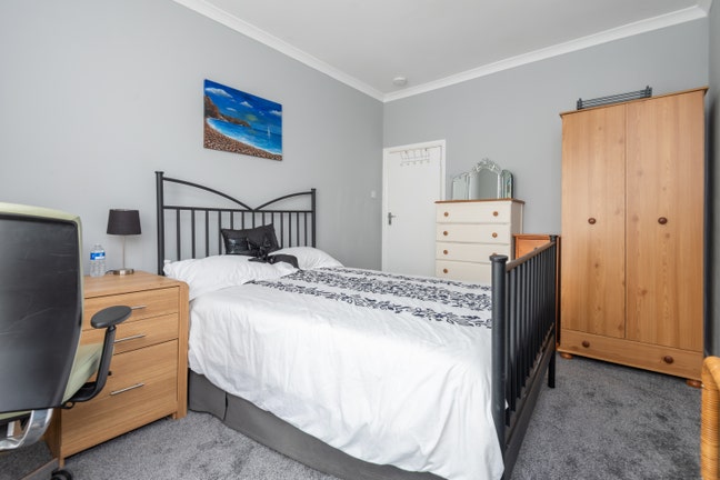 2 Double Rooms 7 Min Walk to Hither Green Station Main Photo