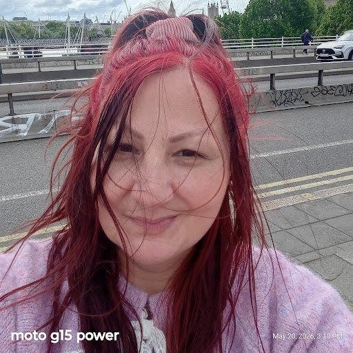55 year old Female seeks a single or double room Main Photo