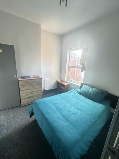 Double Room with Ensuite. Main Photo