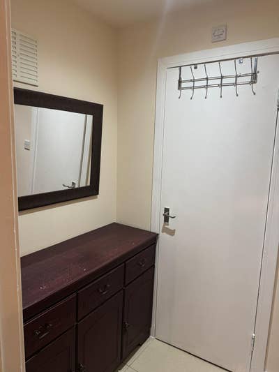 Cosy Studio Double Room with En-Suite-Hounslow  Main Photo
