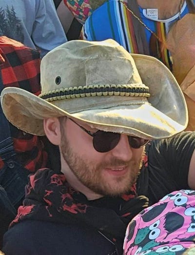 26 yo Postgrad Student looking for houseshare Main Photo