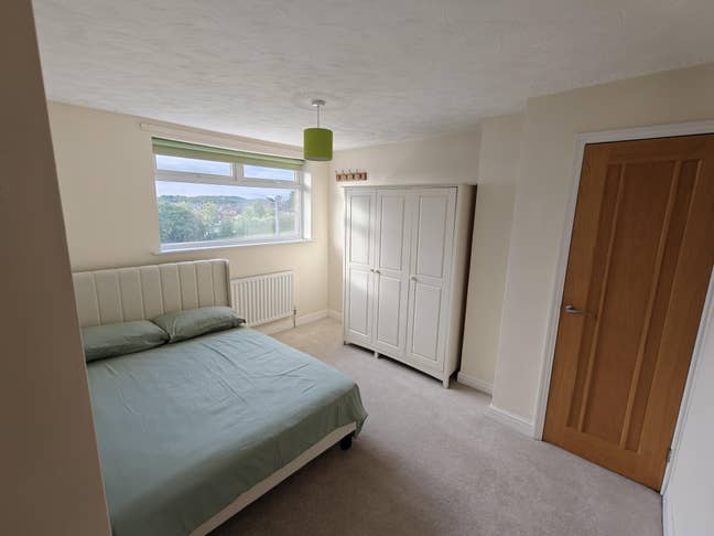 Double room in Keynsham Main Photo