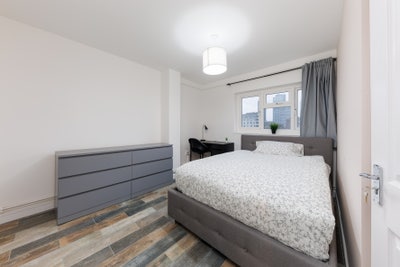 🤑New 2 Rooms - Old Street - Zone 1 Main Photo