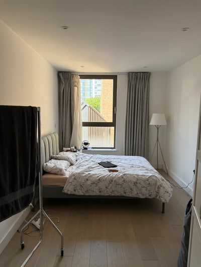 Central Modern Double Bedroom with own Bathroom  Main Photo
