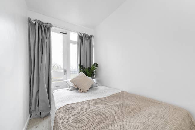 Budget Room Near Roehampton Uni 🎓 Private Balcony Main Photo