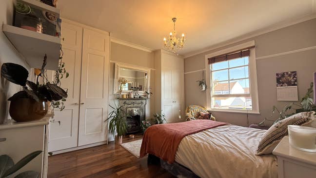 Large Double in Spacious House - Bounds Green Main Photo