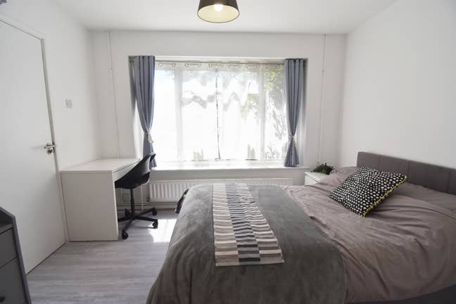 ENSUITE Room in Chislehurst- 5 mins from Stn!  Main Photo