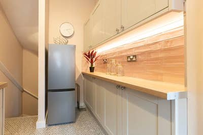 ✨ Stunning 2 Bed En-Suite House with Cinema Room Main Photo