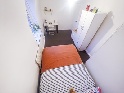 Se - Spacious Double Close to Northern Line!! Main Photo
