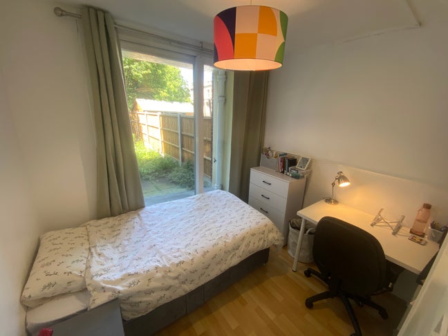 Bethnal Green! Single & Double Rooms and Garden Main Photo