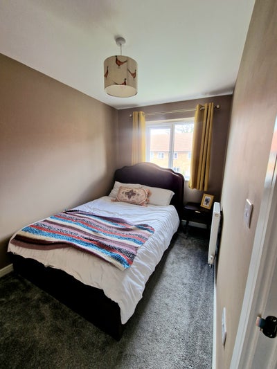 Furnished double room available Main Photo