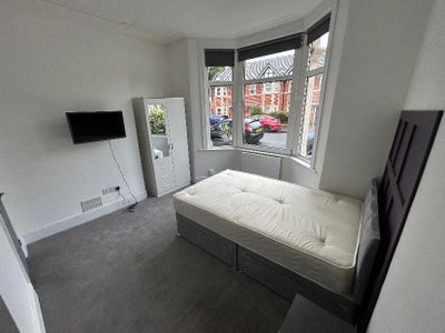 En-Suite Double Room!  Main Photo