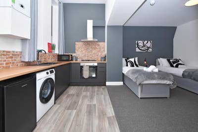 Spacious Studio Near Town Centre Main Photo