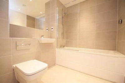 Double Room in Isleworth Main Photo