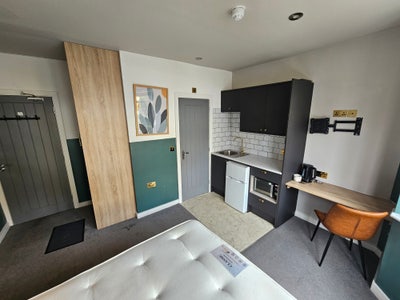 Beautiful En-Suite Double Rooms 😎😎 Main Photo