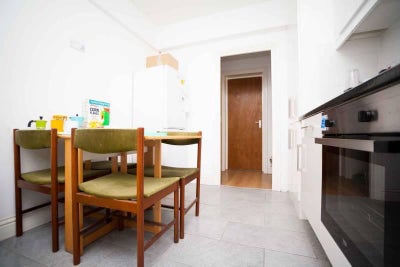 Promo! Fab location! Room in West Hampstead!  Main Photo