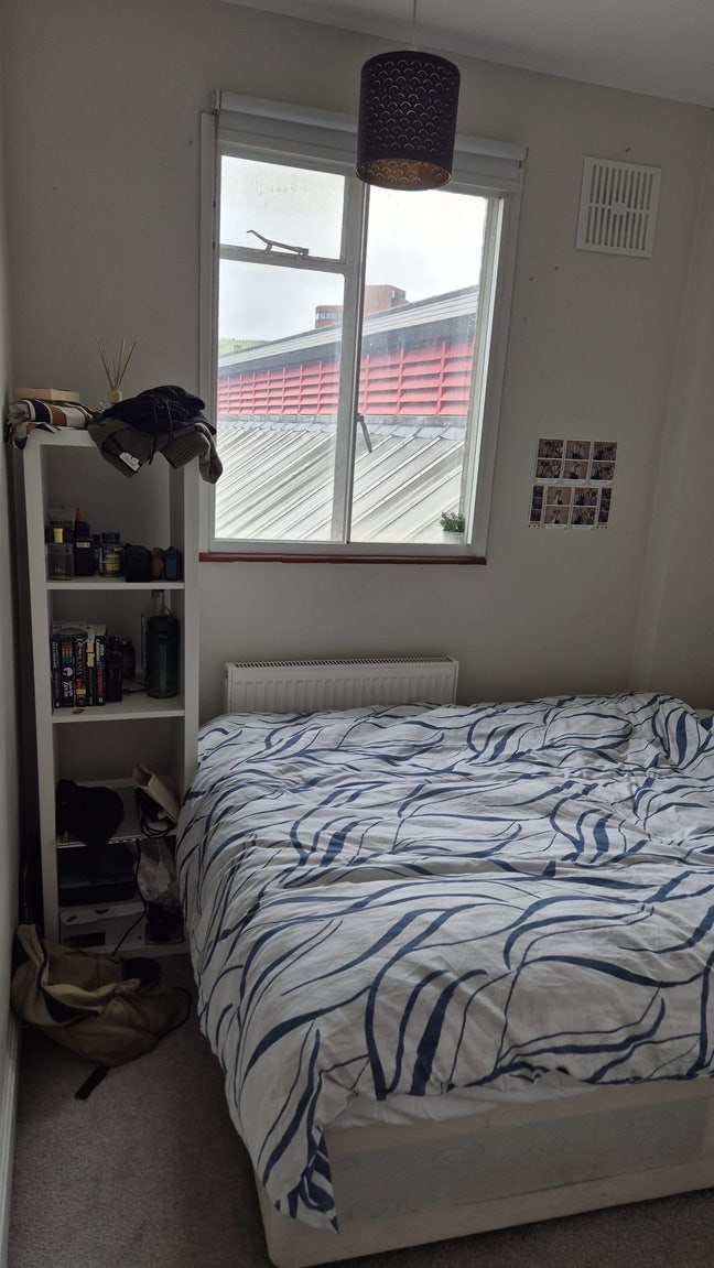 Double Room in Brixton Flat  Main Photo