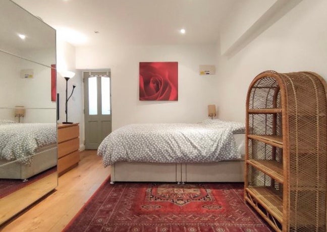 Studio Room Available - All Bills Included  Main Photo