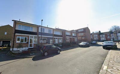 DSS - Studio Flat Available in Hither Green SE6 Main Photo
