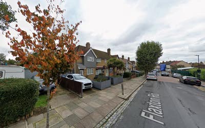 DSS - Studio Flat Available in Plumstead SE18 Main Photo