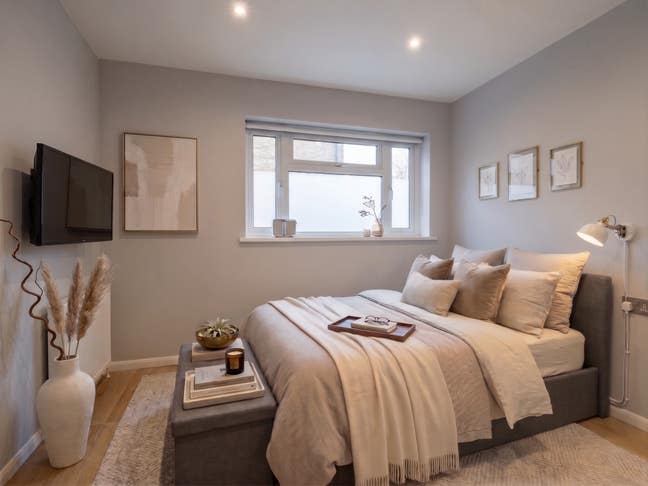 All-Inclusive Double Room in Battersea SW11  Main Photo