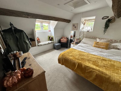 Room to let in a rural location.  Main Photo