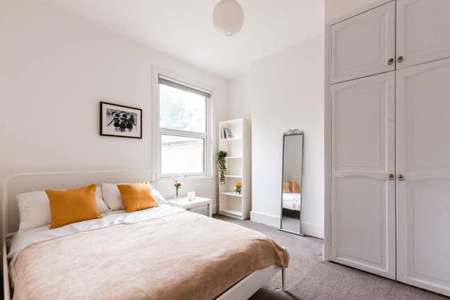 💎 Rare Find: Stunning Double Rooms in Charlon💎 Main Photo