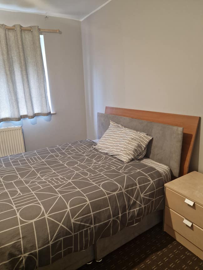 Room for rent  Main Photo