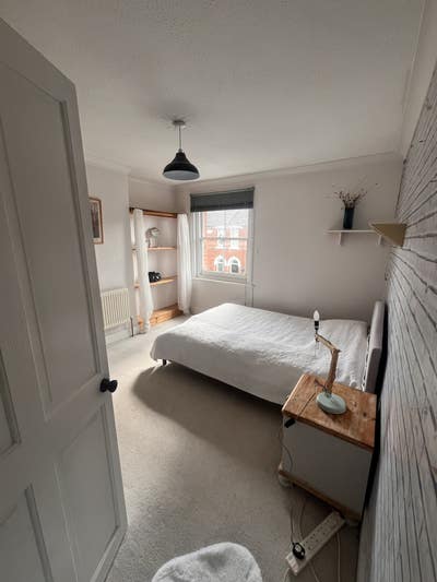 Double room available to rent central Colchester Main Photo