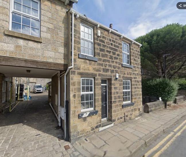 Available 1 Room, 3 Bed house, 9 Cottage Rd LS64DD Main Photo