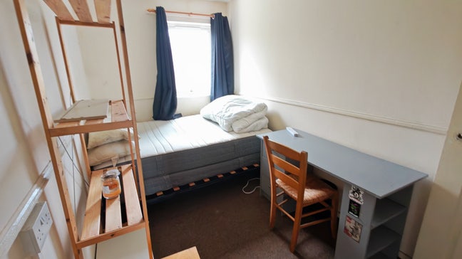 Room available in Bedminster Main Photo