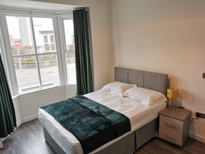 Modern Double Room All Bills Included Main Photo