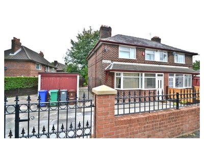 Good location house  Main Photo