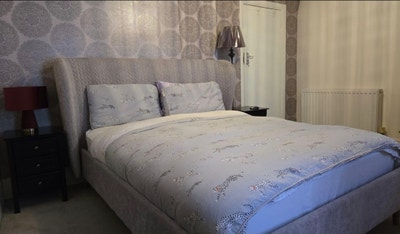 Luxury King and Double Bed,No Deposits  Main Photo