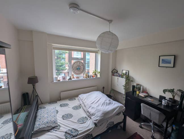 Spacious Double Room 10 mins from UCL/King's Cross Main Photo