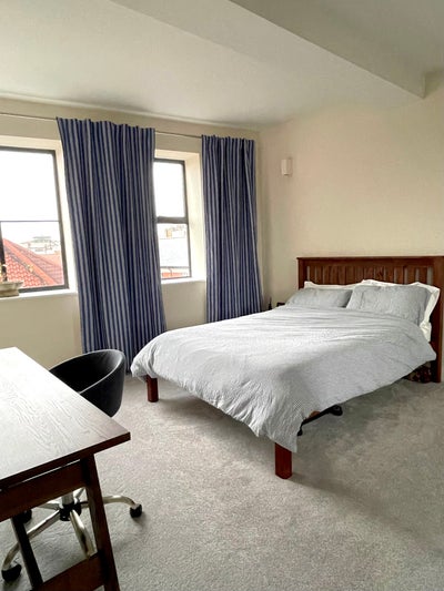 Newly renovated room in OX city centre Main Photo