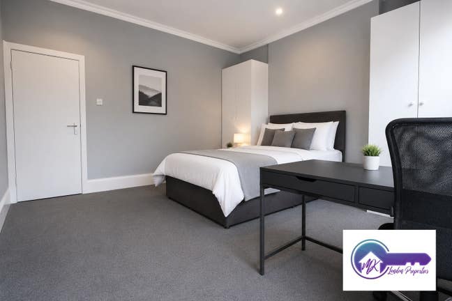 3 Bed in Basywater available from September  Main Photo
