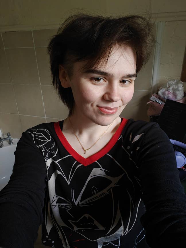 24 year old female looking for a flat/flatmate  Main Photo