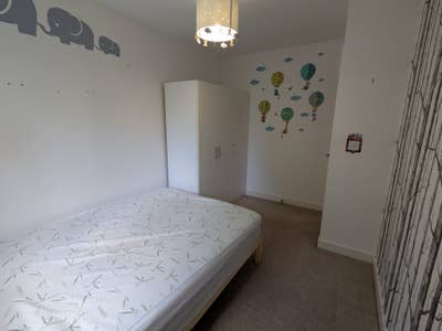 Double room available in Ashton bank way  Main Photo