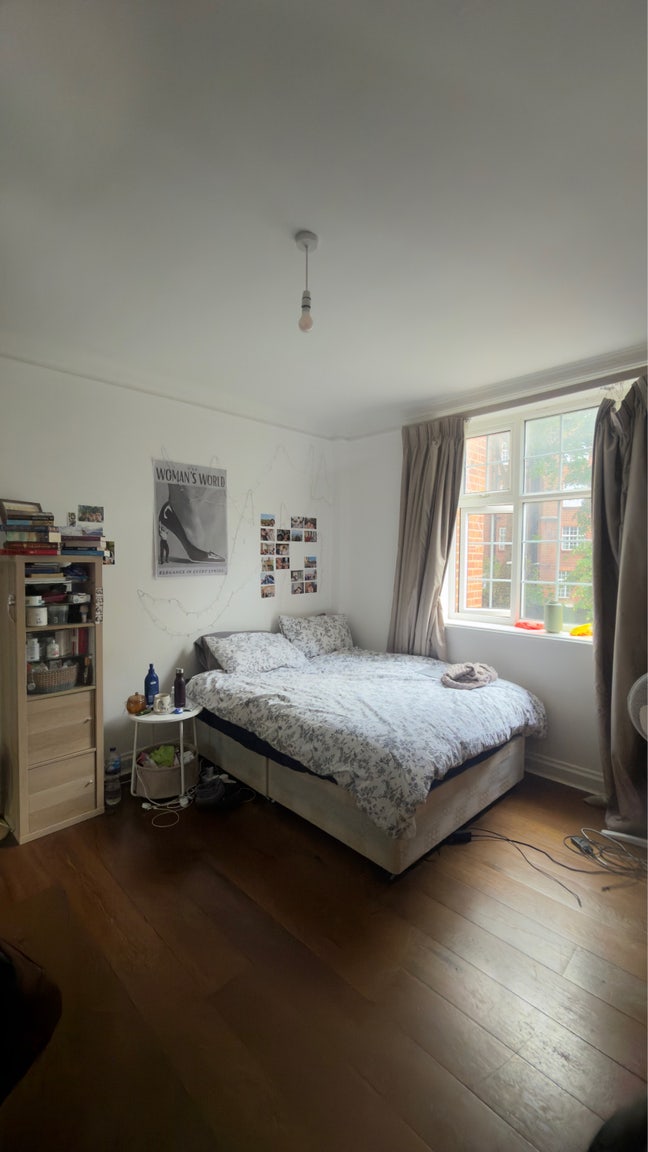 Spacious double room in NW3!  Main Photo