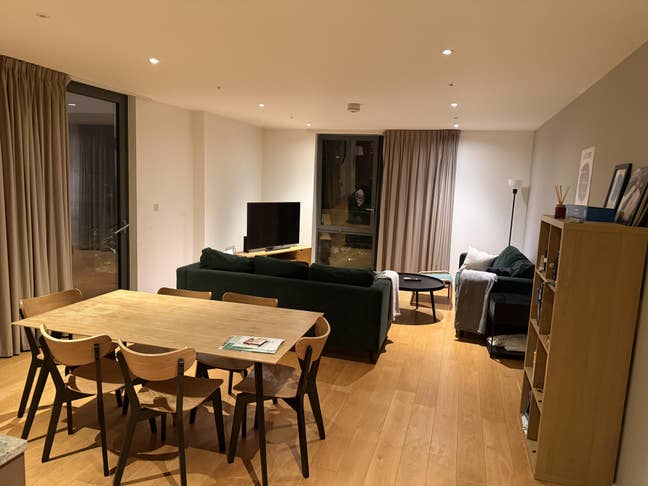 Double Room in E20, No Deposit  Main Photo