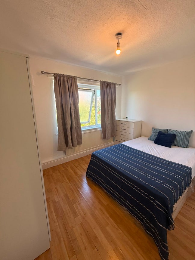 Cheapest Double Room in the Area-5Min to Shop&Tran Main Photo