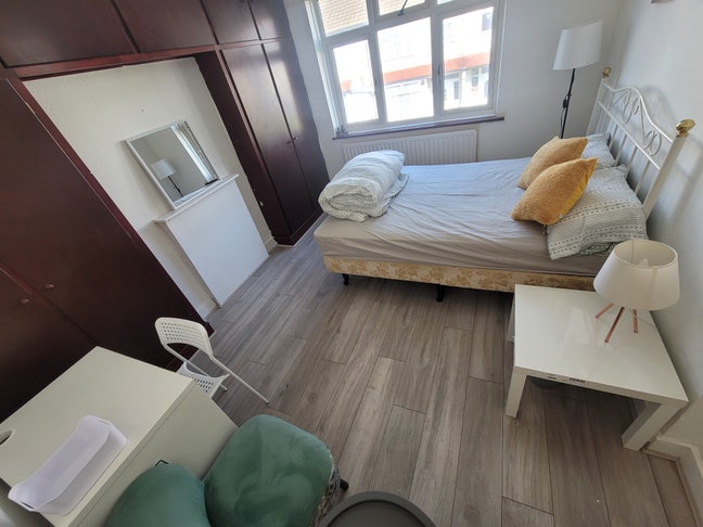 Double spacious bedroom hygienic  environment  Main Photo