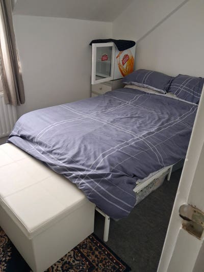 Small Double room  Main Photo