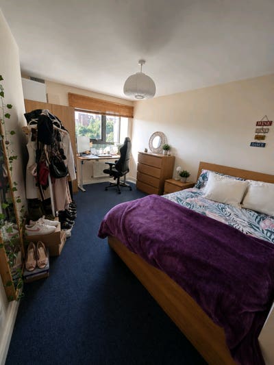 🌟 Spacious Double Room in Flat – Holloway Road Main Photo