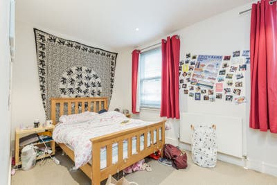 5 bed town house on Marcia Road SE1 with 2 bath Main Photo