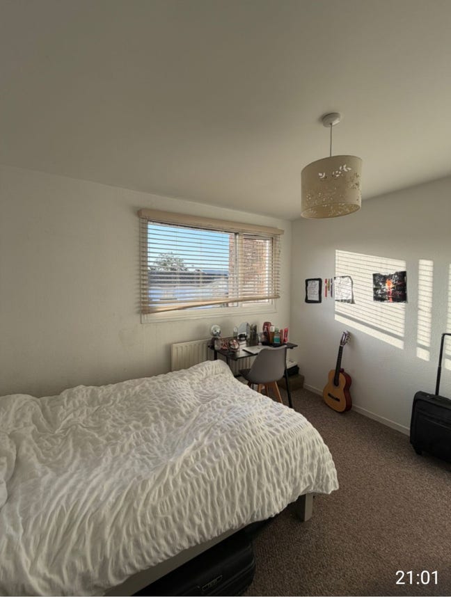 Large Double room, &pound;610 Main Photo