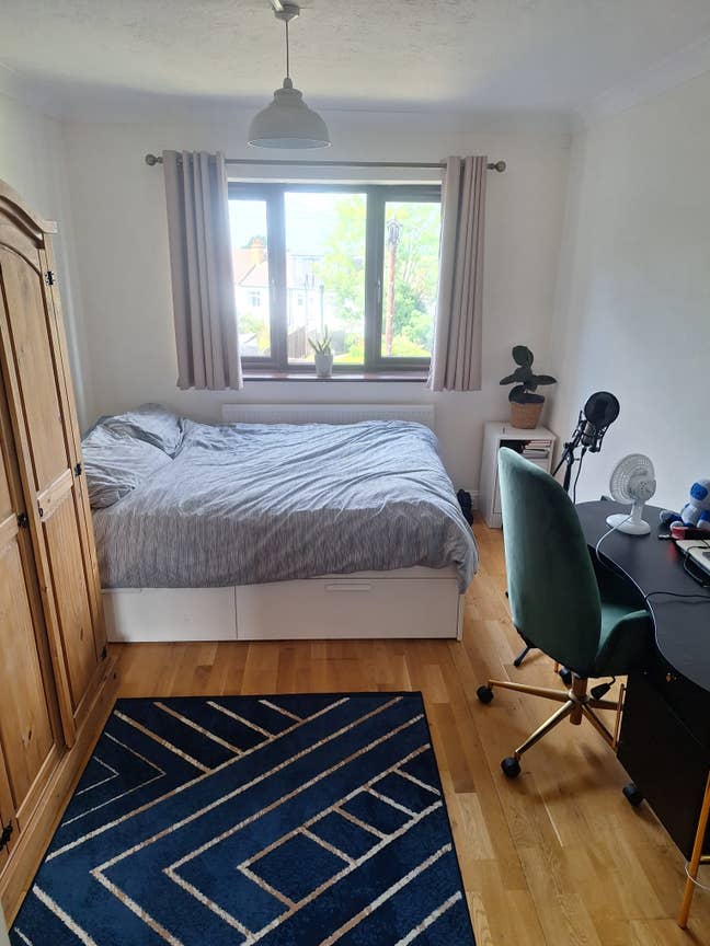 Double room with ensuite Main Photo
