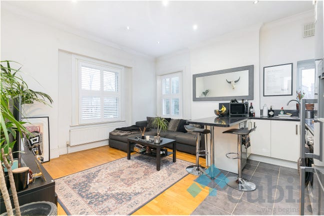 Stylish 1-Bed Apartment with Parking in Wimbledon  Main Photo